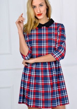 Sukienka w kratę z kołnierzykiem